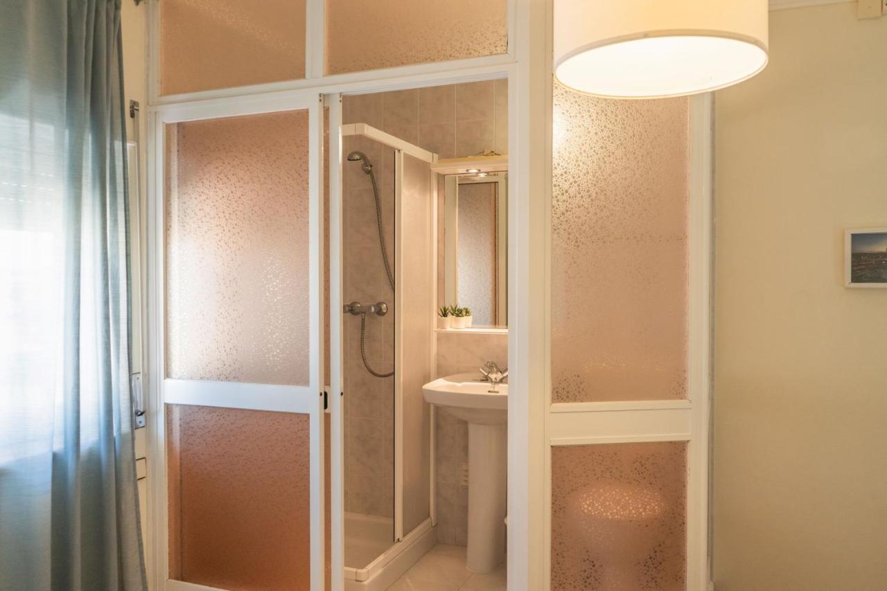 Beach Avenue Apartment Ferrel  Esterno foto